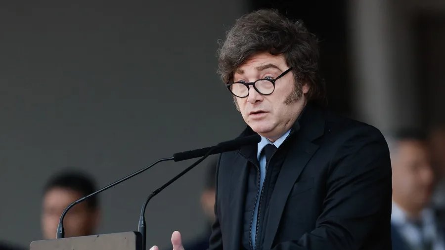 Milei acusa a Brasil y México de financiar un complot