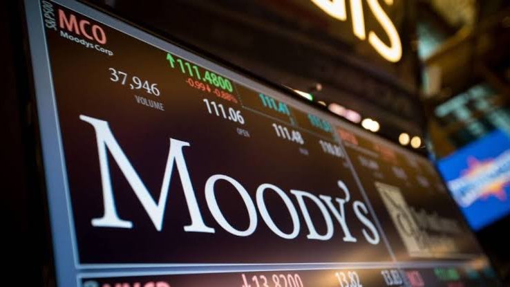 Tarjetas al límite: Moody's alerta por deudas en México