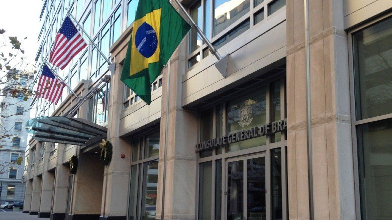 EE. UU. quita visa a embajadora de Brasil por disputa diplomática