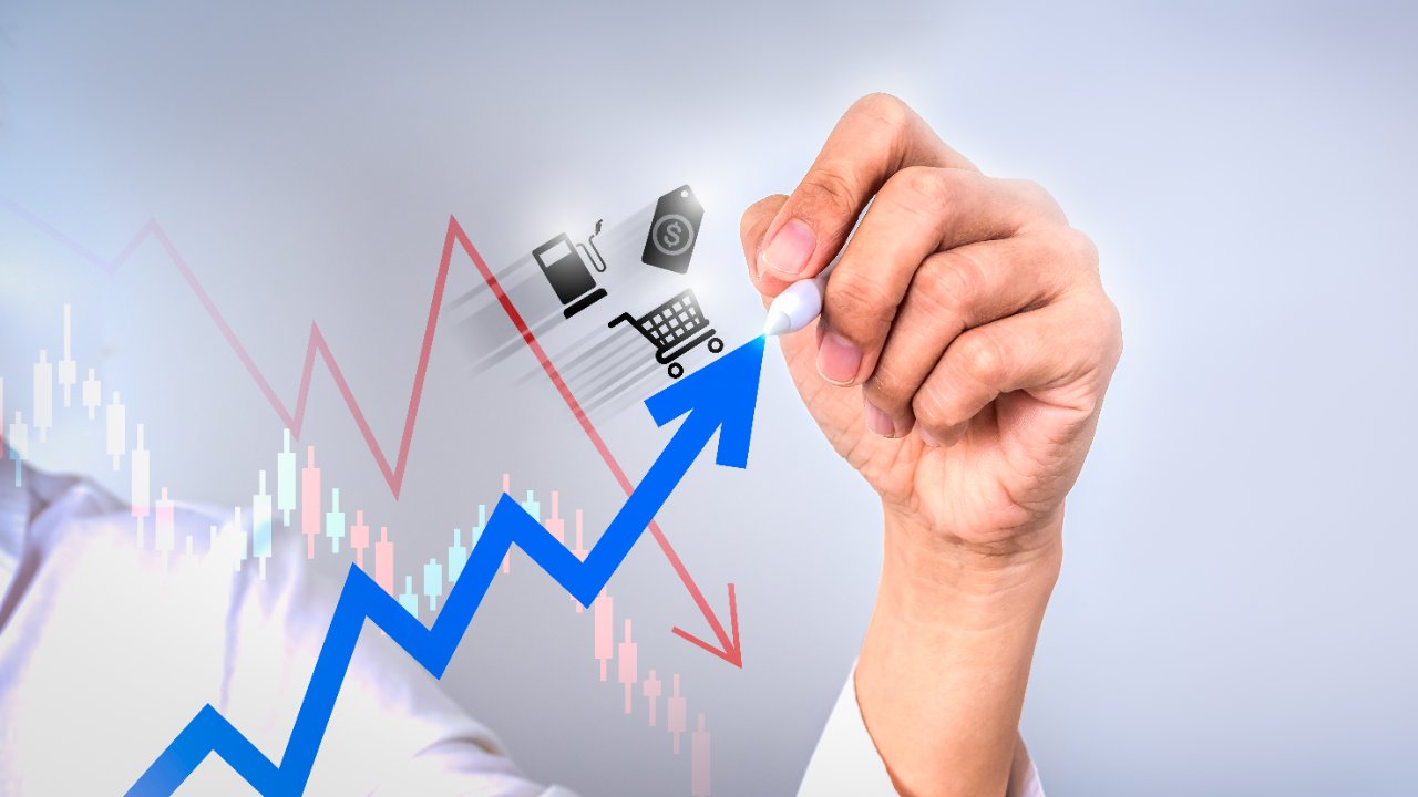 La economía acelera su paso, apunta a un crecimiento del 2.7% en julio