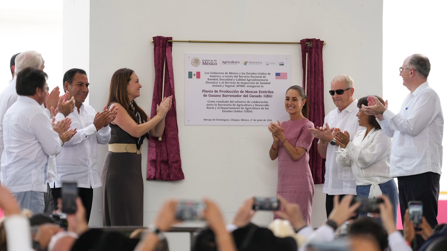 México y EU despliegan fábrica de insectos en Chiapas para frenar plaga ganadera